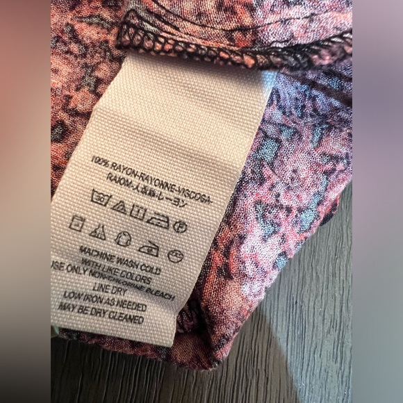 Free People Once Upon A SummerTime Open Back Deep-V Belle Sleeves Romper Medium - Picture 8 of 10